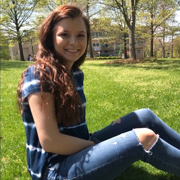 Meet your Posher, Kaylah - Picture 4 of 6